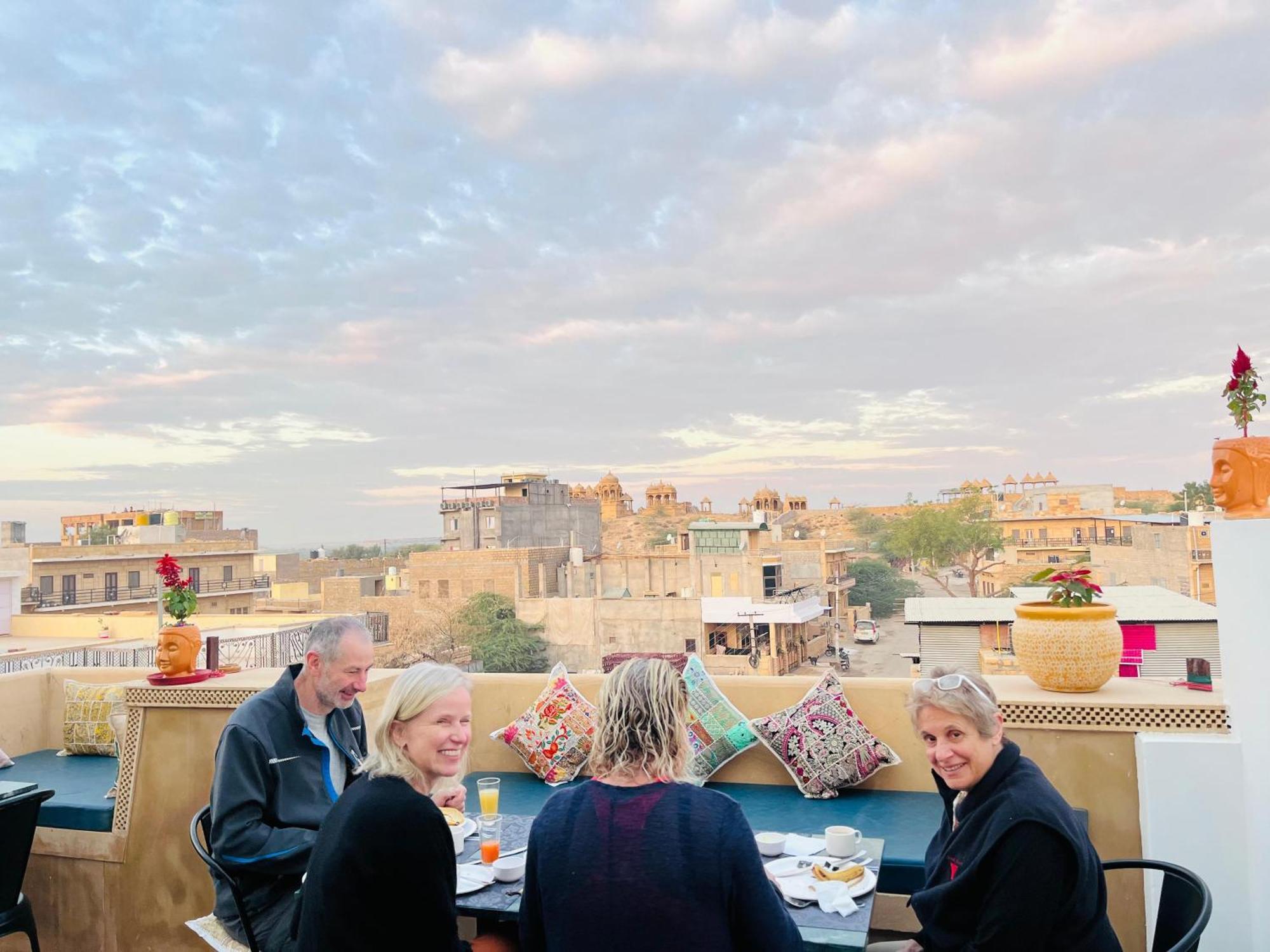 Hotel Aradhya جيلسامر المظهر الخارجي الصورة